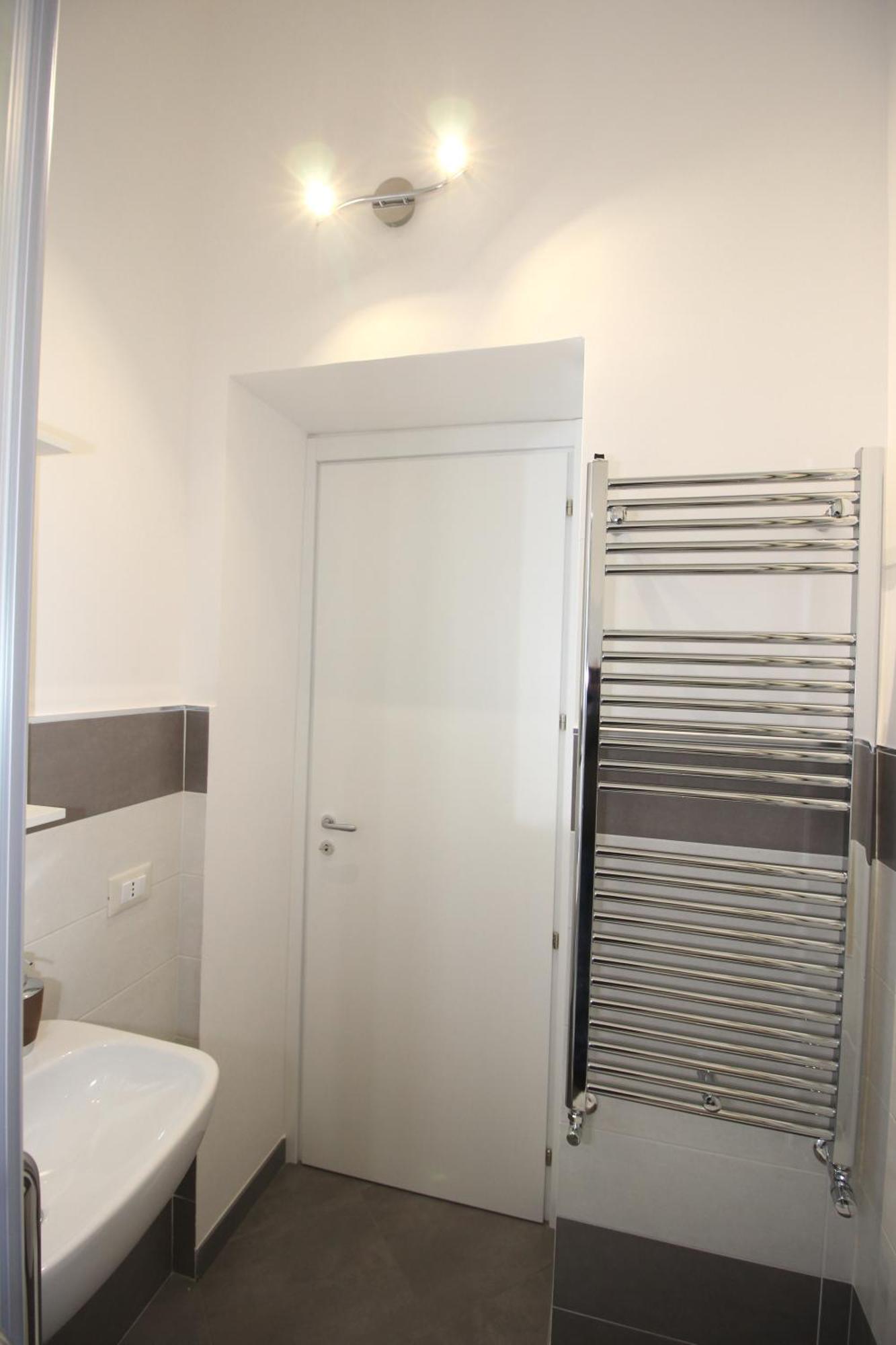 Oasi Del Turista Apartment ปาแลร์โม ภายนอก รูปภาพ