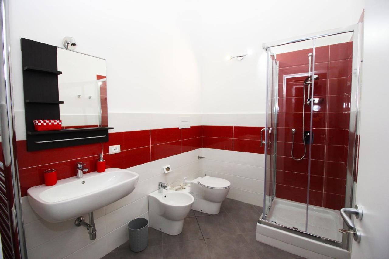 Oasi Del Turista Apartment ปาแลร์โม ภายนอก รูปภาพ